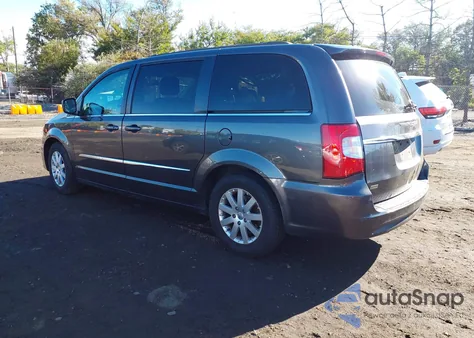 2016 Chrysler Town & Country Touring z USA, uszkodzony, nr VIN 2C4RC1BG7GR252813